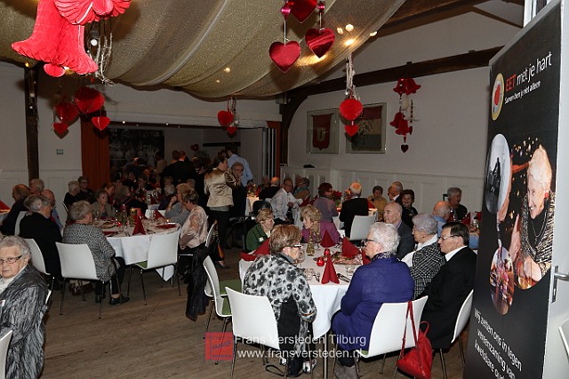 20151220 eetmetjehart kerstdiner2015 frans versteden fotografie tilburginbeeld FRVE9724.jpg